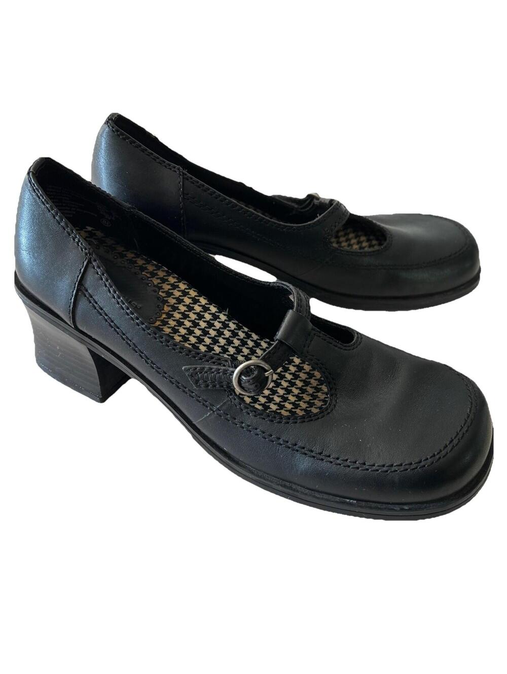 Predictions T-strap Black Leather Shoes Wide Medium Heel Y2K Clodhopper 8.5